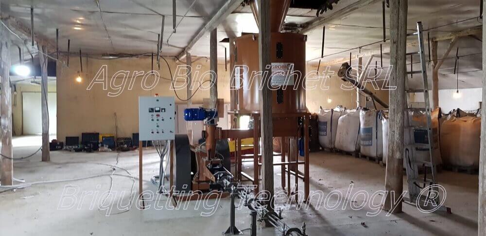 Straw briquetting line in Dumbraveni