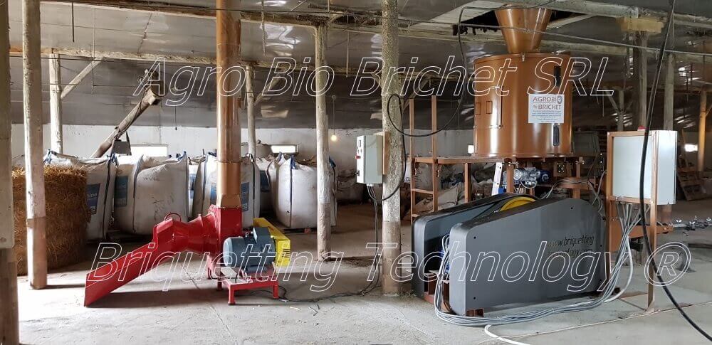 Straw briquetting line in Dumbraveni