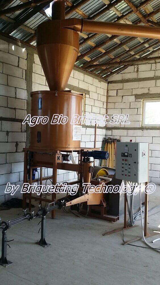 Briquetting line in Poiana Mare