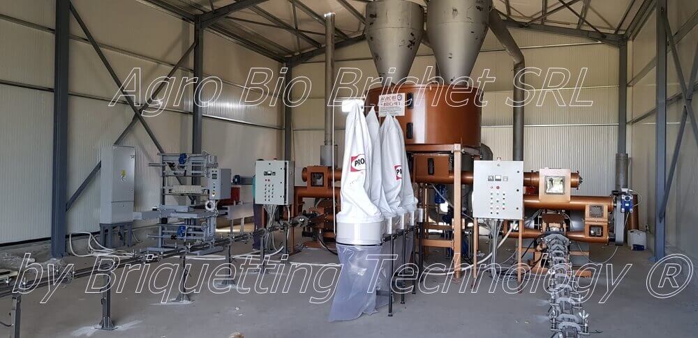 Briquetting process in Silistea Crucii