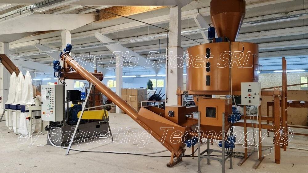 Pelletizing line for straw and alfalfa in Cenei