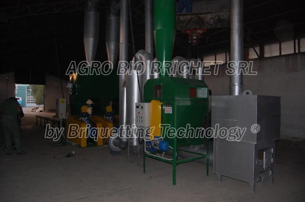 Briquetting press Modelu